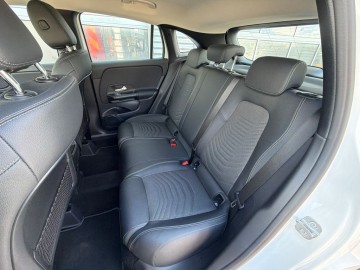 Mercedes-Benz GLA 220 4 MATIC (foto 13)