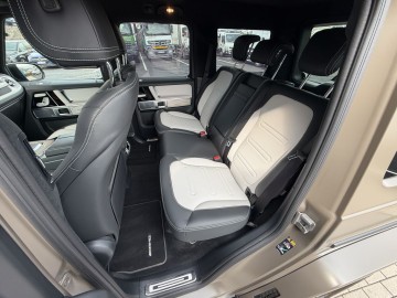 Mercedes-Benz G 580 s technologií EQ (foto 13)