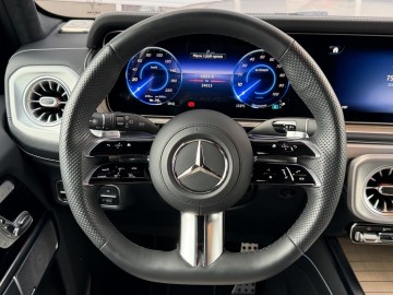 Mercedes-Benz G 580 s technologií EQ (foto 16)