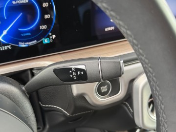 Mercedes-Benz G 580 s technologií EQ (foto 19)