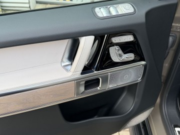 Mercedes-Benz G 580 s technologií EQ (foto 22)