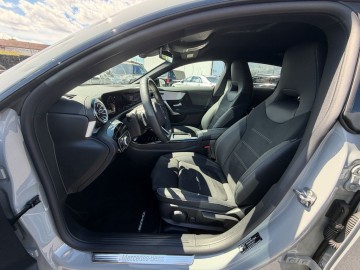 Mercedes-Benz CLA 250 e Shooting Brake s hybridní technologií EQ (foto 14)