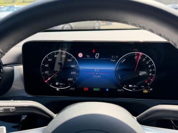 Mercedes-Benz CLA 250 e Shooting Brake s hybridní technologií EQ (foto 17)