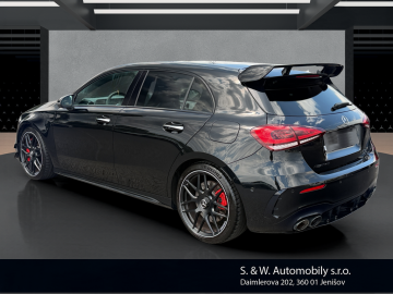 Mercedes-Benz A 45 AMG (foto 6)