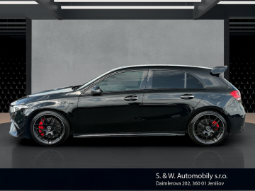 Mercedes-Benz A 45 AMG (foto 7)