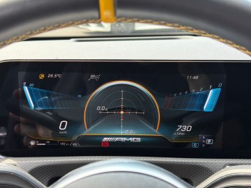 Mercedes-Benz A 45 AMG (foto 38)