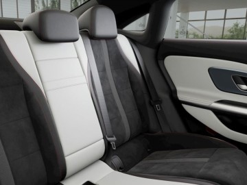 Mercedes-Benz CLA 350 4MATIC EQ (foto 7)