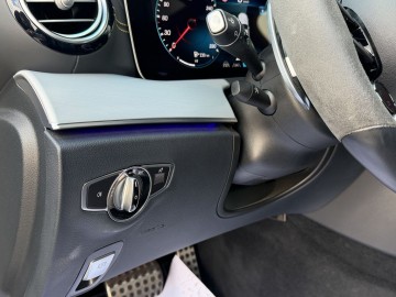 Mercedes-Benz E 63 S AMG (foto 21)
