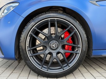 Mercedes-Benz E 63 S AMG (foto 25)