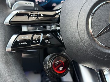Mercedes-Benz E 63 S AMG (foto 33)