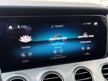 Mercedes-Benz E 63 S AMG (foto 34)