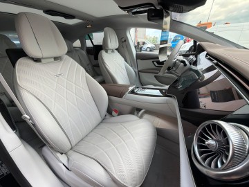 Mercedes-Benz EQS 53 4MATIC+ Electric Art Edition (foto 28)