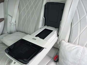 Mercedes-Benz EQS 53 4MATIC+ Electric Art Edition (foto 31)