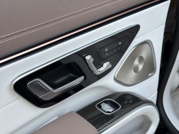 Mercedes-Benz EQS 53 4MATIC+ Electric Art Edition (foto 32)
