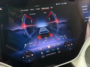 Mercedes-Benz EQS 53 4MATIC+ Electric Art Edition (foto 42)