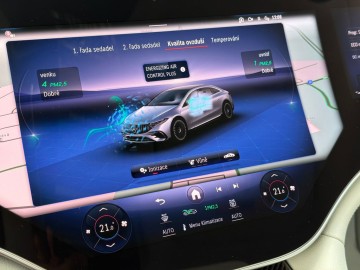 Mercedes-Benz EQS 53 4MATIC+ Electric Art Edition (foto 43)