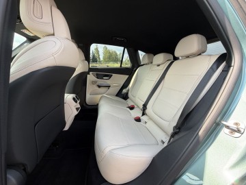 Mercedes-Benz GLC 200 d 4MATIC (foto 13)