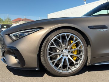 Mercedes-Benz SL 63 AMG 4MATIC+ (foto 27)