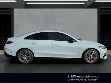 Mercedes-Benz CLA 200 (foto 3)