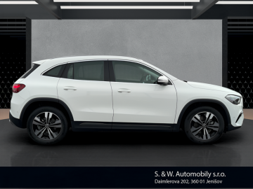 Mercedes-Benz GLA 180 d  (foto 3)