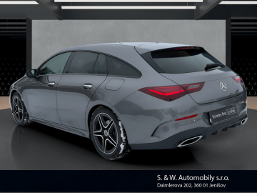 Mercedes-Benz  CLA 200 d Shooting Brake AMG Style Edition (foto 6)
