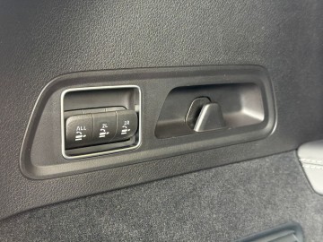 Mercedes-Benz GLS 450 D 4MATIC (foto 31)