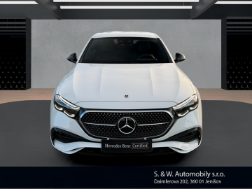 Mercedes-Benz E 220 d 4MATIC (foto 1)