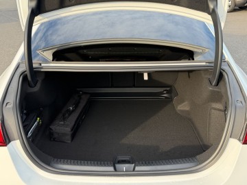 Mercedes-Benz E 220 d 4MATIC (foto 11)