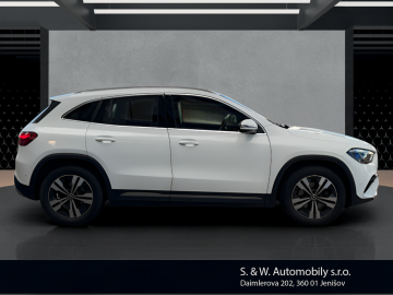 Mercedes-Benz GLA180d (foto 3)