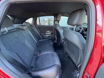 Mercedes-Benz GLA 200 d AMG Style Edition (foto 10)