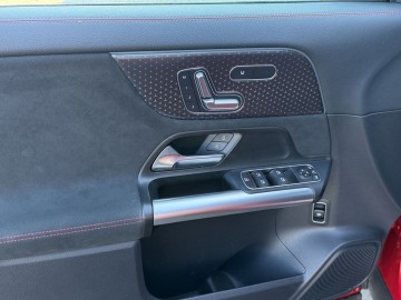 Mercedes-Benz GLA 200 d AMG Style Edition (foto 22)