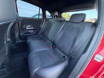 Mercedes-Benz GLA 200 d AMG Style Edition (foto 26)