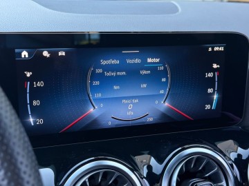 Mercedes-Benz GLA 200 d AMG Style Edition (foto 34)