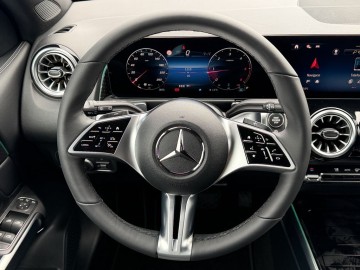 Mercedes-Benz GLB 200 d 4MATIC Progressive Edition  (foto 17)