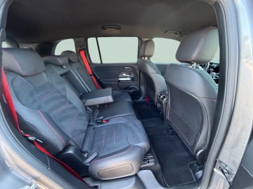 Mercedes-Benz GLB 35 AMG (foto 10)