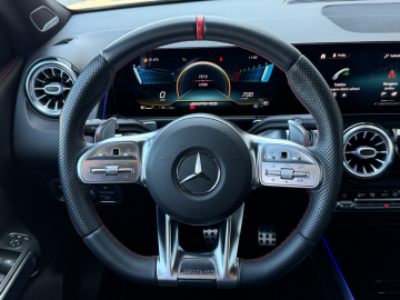 Mercedes-Benz GLB 35 AMG (foto 16)