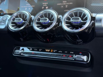 Mercedes-Benz GLB 35 AMG (foto 29)