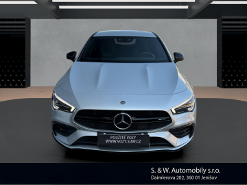 Mercedes-Benz CLA 35 AMG (foto 1)