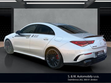 Mercedes-Benz CLA 35 AMG (foto 6)