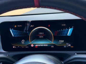 Mercedes-Benz CLA 35 AMG (foto 17)