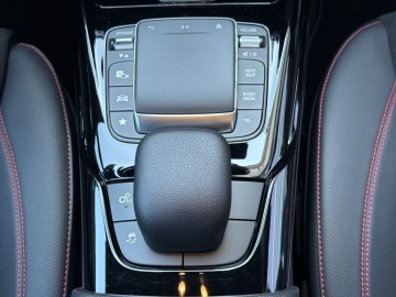 Mercedes-Benz CLA 35 AMG (foto 28)