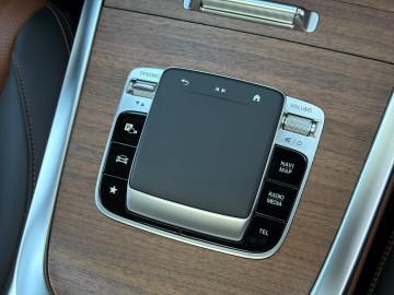 Mercedes-Benz G 63 AMG MANUFAKTUR (foto 31)