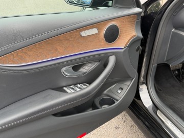 Mercedes-Benz E 300 de 4MATIC (foto 17)