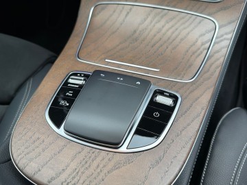 Mercedes-Benz E 300 de 4MATIC (foto 28)