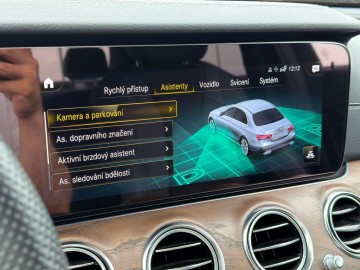 Mercedes-Benz E 300 de 4MATIC (foto 33)