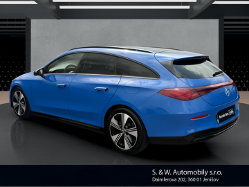 Mercedes-Benz CLA 200 Shooting Brake (foto 6)