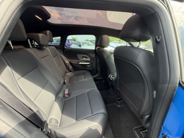 Mercedes-Benz CLA 200 Shooting Brake (foto 10)