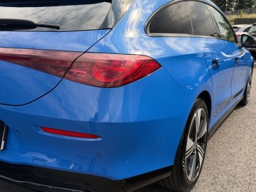Mercedes-Benz CLA 200 Shooting Brake (foto 11)