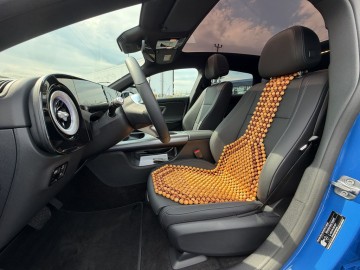 Mercedes-Benz CLA 200 Shooting Brake (foto 14)