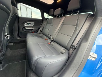 Mercedes-Benz CLA 200 Shooting Brake (foto 27)